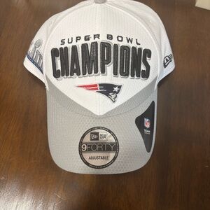 New England Patriots Hat NWT New Era White and Gray SUPERBOWL Championship 2019